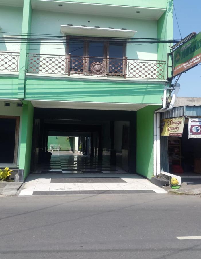 Hotel Mulia Lawean Buitenkant foto