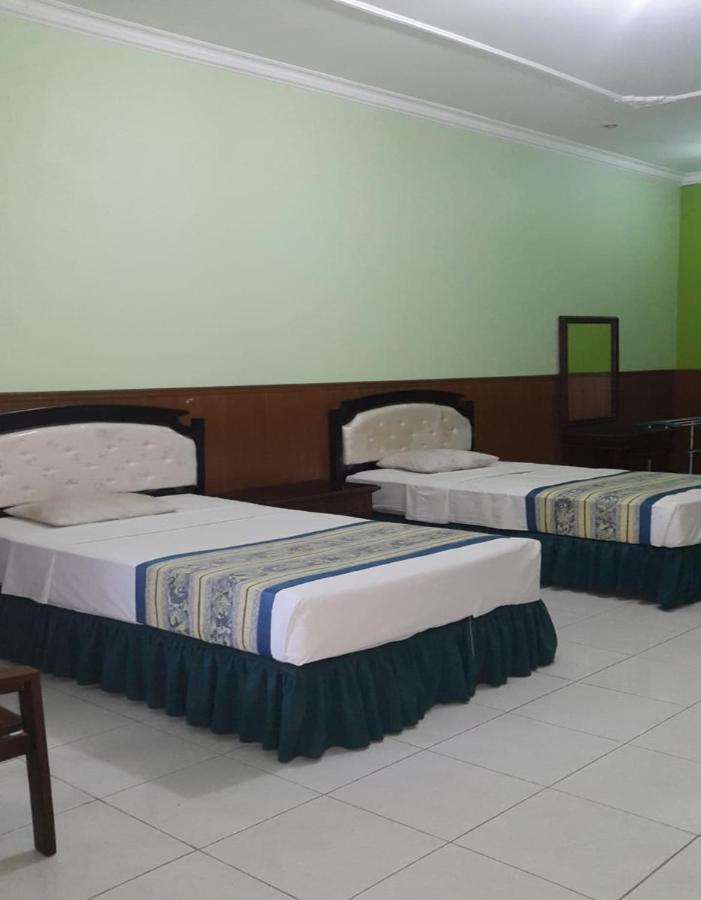 Hotel Mulia Lawean Buitenkant foto