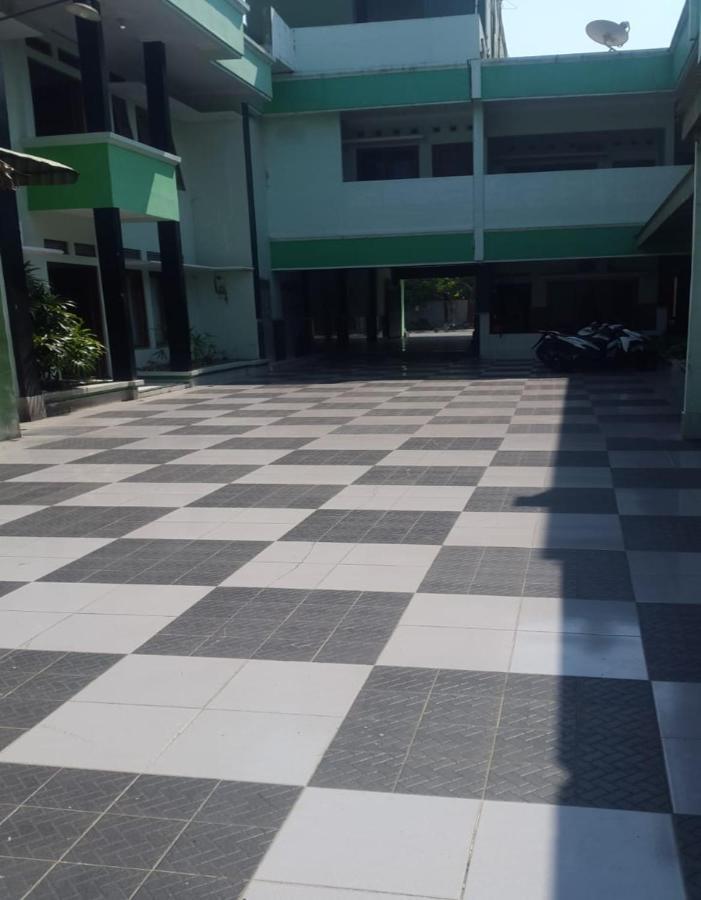 Hotel Mulia Lawean Buitenkant foto